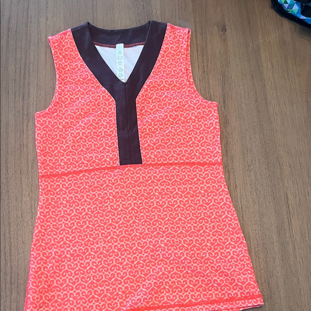 Lululemon V-neck